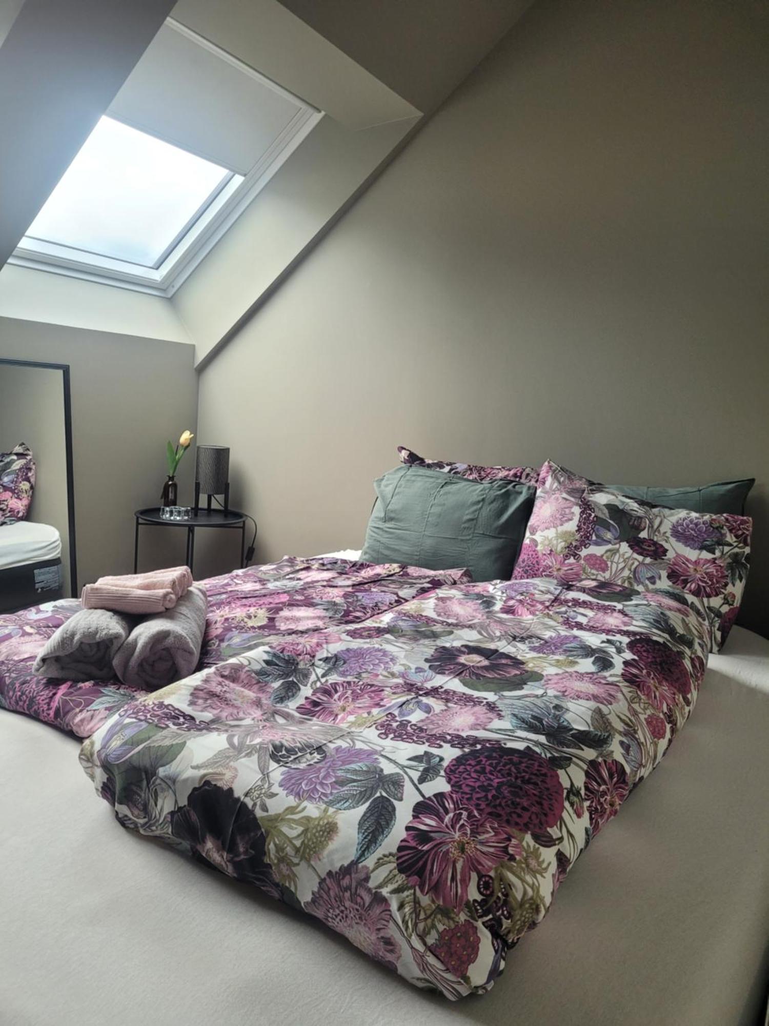 Single Elegant Room I Sentrum- Sea View 奥勒松 外观 照片